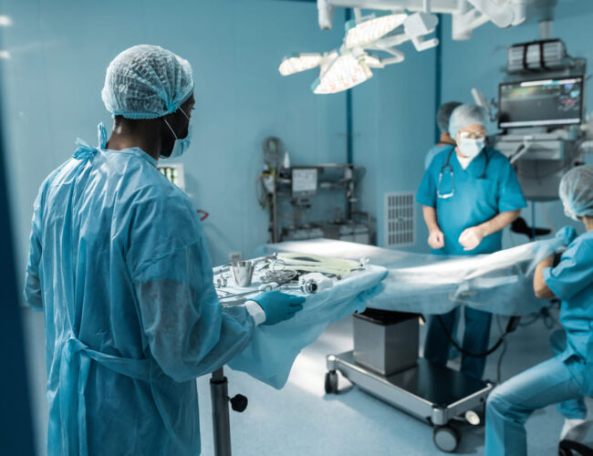 Equipos médicos para cirugías eficientes: conoce Aesculap Caiman